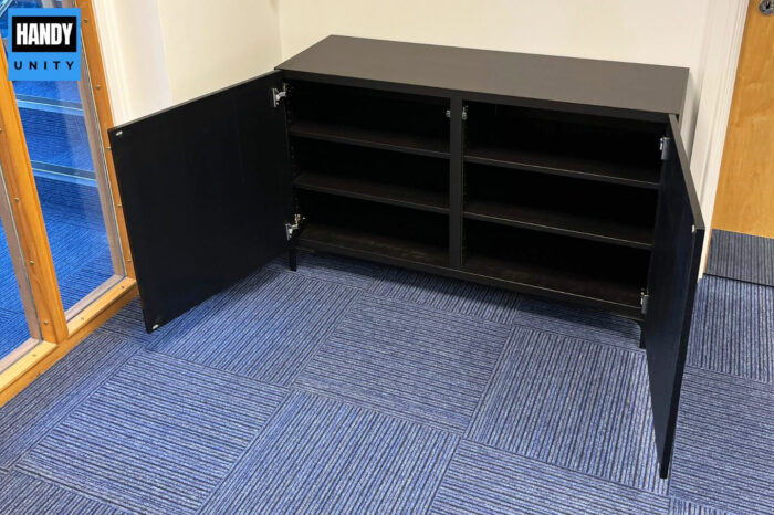 student-furniture-assembly-handy-unity-3